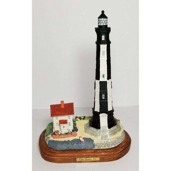 CAPE HENRY VIRGINIA LIGHTHOUSE 10 INCHES TALL NEW IN BOX  #1033 - Picture 1 of 11